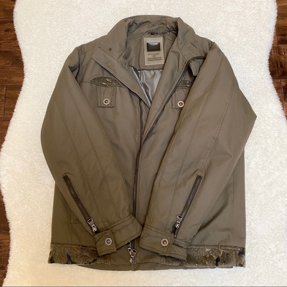 Authentic Dolce & Gabanna Jacket - Picture 2 of 6